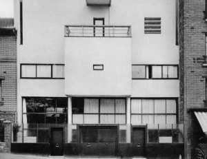 Le-Corbusier-Pierre-Jeanneret-Maison-Planeix.jpg