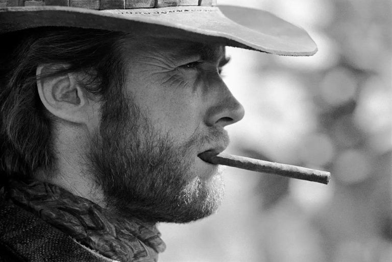Clint_Eastwood_1970_cigar.jpg